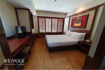 Luxurious 2-Bedroom Apartment in Thonglor with Exclusive Amenities