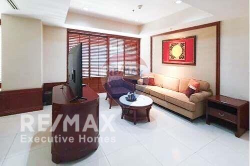 Luxurious 2-Bedroom Apartment in Thonglor with Exclusive Amenities