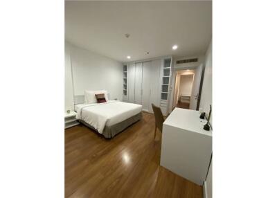 3 Spacious Bedroom for rent near BTS Ekamai