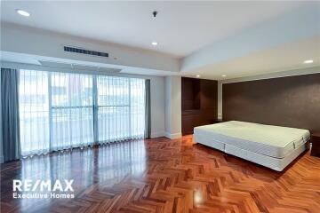 Spacious Cat Friendly Close to BTS Promphong