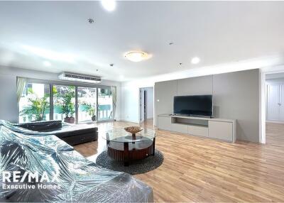 4 Bedroom Close to Asoke,  Pets Alllowed