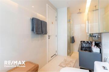 Luxury 2 bedrooms for rent near BTS Asoke