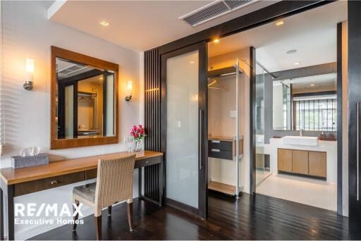 Pet-Friendly Oasis in Sukhumvit 55 - Spacious 3 Bedrooms with Private Garden