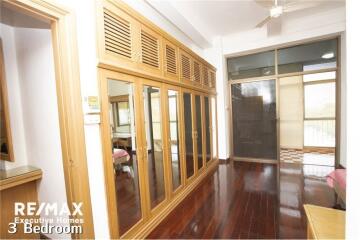 For rent spacious 3 bedrooms in Lamgsuan pet friendly