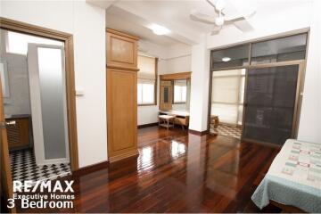 For rent spacious 3 bedrooms in Lamgsuan pet friendly