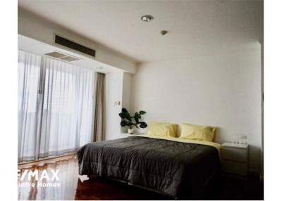 Pet friendly nice decorated 3 bedrooms with balcony in Sathorn