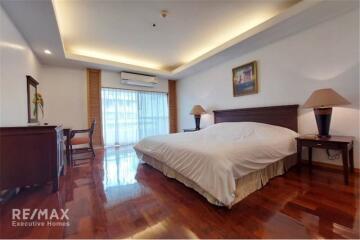 Spacious 3-Bedroom Apartment for Rent in Sathon Soi 1 - Perfect for Families!