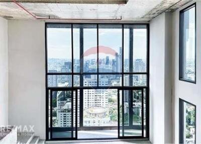 Luxurious Bareshell Penthouse Duplex with Breathtaking Views for Sale at Hyde Heritage Thonglor