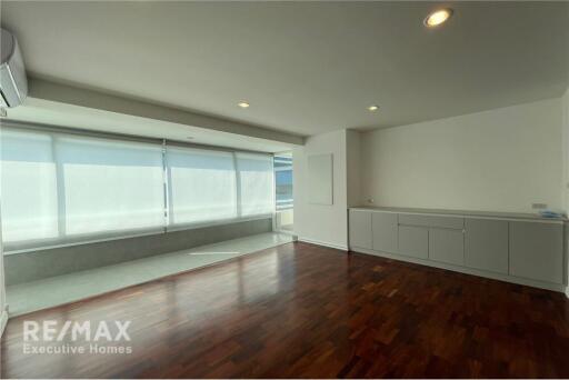 Spacious 4 bed for rent at BTS Thonglor