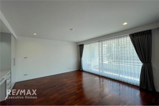 Spacious 4 bed for rent at BTS Thonglor
