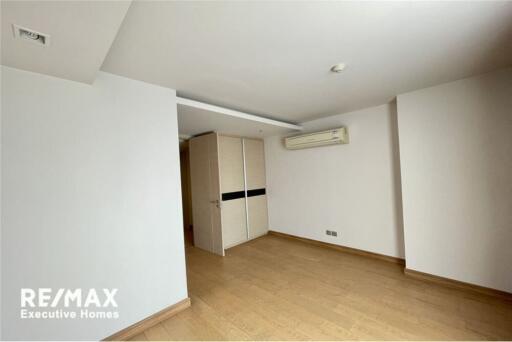 3 bedroom for sale near BTS Prompong