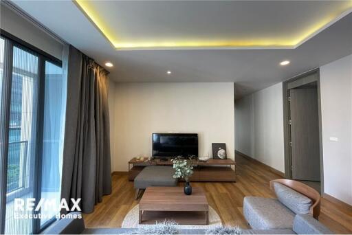 3 bedrooms newly renovated BTS Prompong