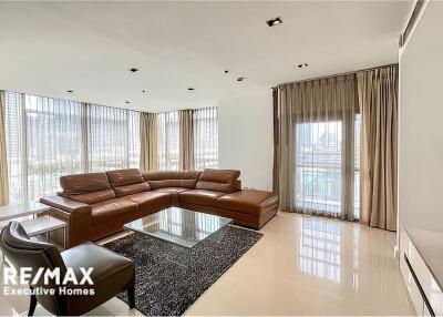 3 bedrooms for rent at BTS Ploenchit
