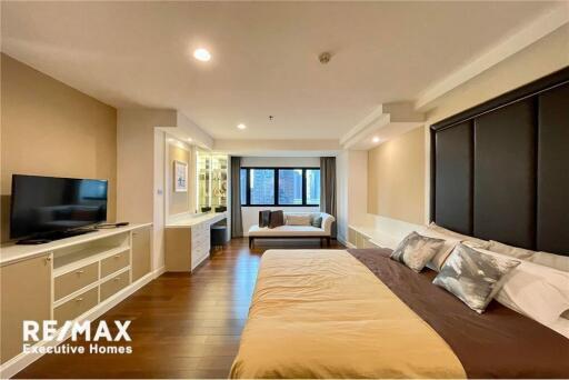 3 Bedrooms for Rent: Live in Luxury Near BTS Thonglor!