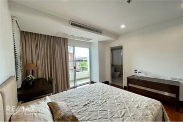 3 bedrooms apartment for rent near BTS Ekkamai