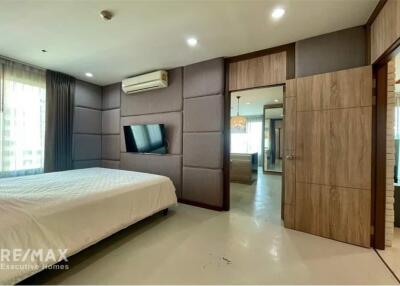 For Sale Duplex 3 Bedrooms High Floor at Villa Asoke
