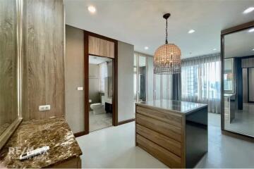 For Sale Duplex 3 Bedrooms High Floor at Villa Asoke