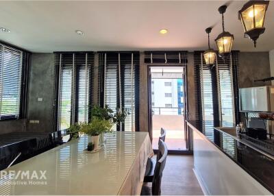 For rent penthouse pet friendly 2 bedrooms with private terrace in Sukhumvit 31