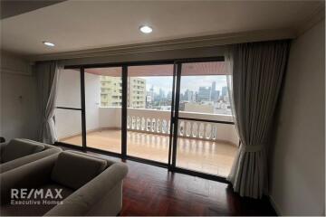 Pet-friendly, renovated 3 bedrooms with balcony