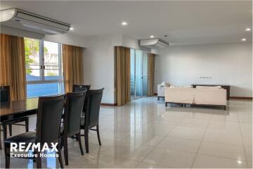 Luxury 2-Bedroom Unit, Pet-Friendly, Sukhumvit 63.