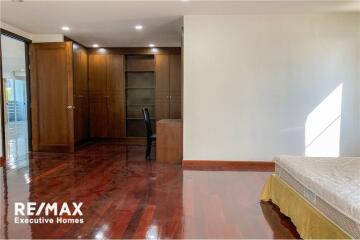 Luxury 2-Bedroom Unit, Pet-Friendly, Sukhumvit 63.