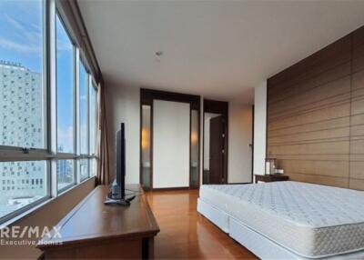 3 ห้องนอน Apt พร้อมระเบียงให้เช่าใน Sukhumvit 55