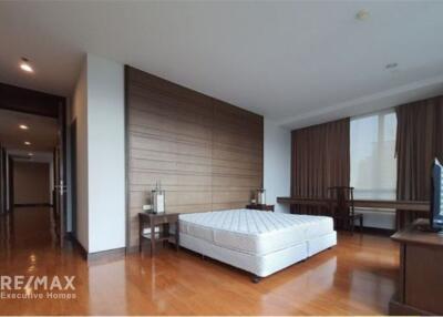 3 ห้องนอน Apt พร้อมระเบียงให้เช่าใน Sukhumvit 55