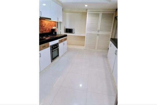 For Sale  3 Bed, 3Bath at President Park Soi 24