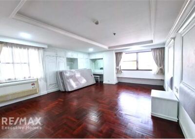 For Rent  3 Bed, 3 Bath, Sukhumvit 49 Brith Room