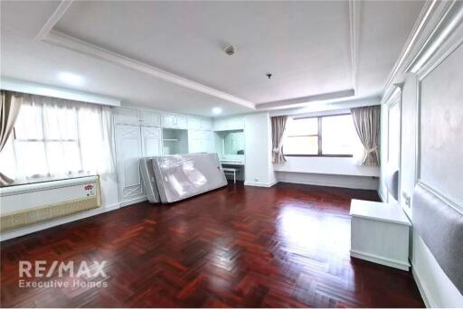 For Rent New renovated 3 Bedrooms in Sukhumvit 49