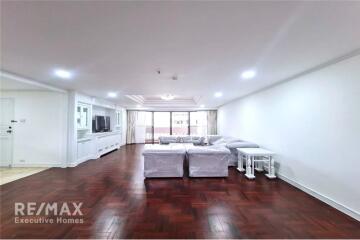 For Rent New renovated 3 Bedrooms in Sukhumvit 49