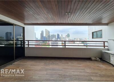 Available - new unit 3 bedrooms with big balcony - pet firendly unit - Liberty Park Comdominium Sukhumvit 23