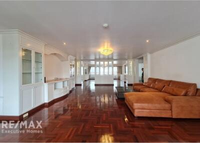 Available - new unit 3 bedrooms with big balcony - pet firendly unit - Liberty Park Comdominium Sukhumvit 23