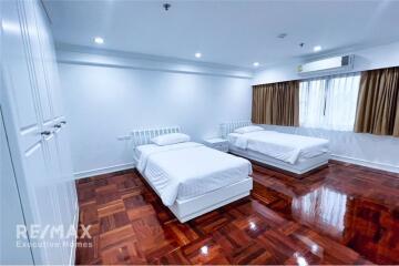 Available !! Apartment 4 Bedrooms - Family Friendly - in Sukhumvit 39