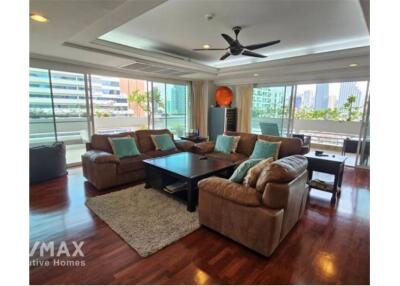 Pet Friendly - Penthouse 4 Bedrooms - High rise apartment - Asoke