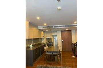 For Rent : Newly renovated 2 Bedrooms, Corner unit at Hudson Sathorn 7