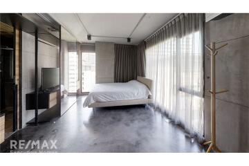 Loft-Style Unit: 3 Beds, 3 Baths with Smart Features at The Clover, Thonglor