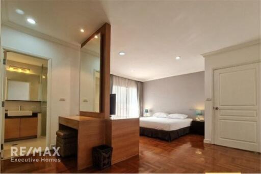 Pet-Friendly and Spacious 3-Bedroom Apartment in Sukhumvit Soi 31