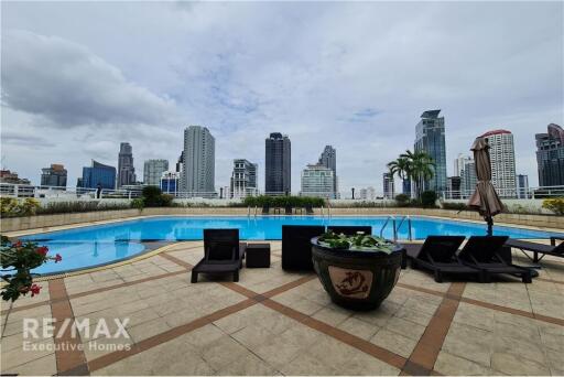 For rent pet friendly 3 bedrooms apartment in Sukhumvit 53 BTS Thonglor