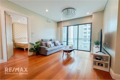 For Rent : Bright Sukhumvit 24 -  Modern 2 Bedroom  in the Heart of Sukhumvit