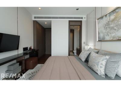 Ultra-Luxury 2-Bedroom Condo  Prime Location near BTS Nana  Un-Furnished  Stunning Views