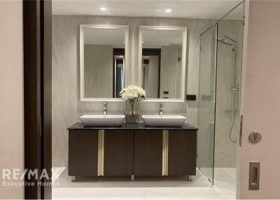 Tranquil Luxe Living in Thonglor  2-Bedroom Delight at Laciita Delre (167 Sqm)