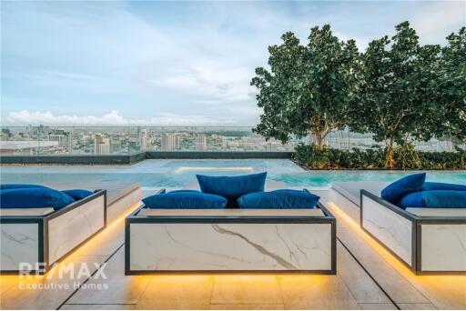 Chic 2-Bed Residence  Hyde Heritage Thonglor  Ready to Move In