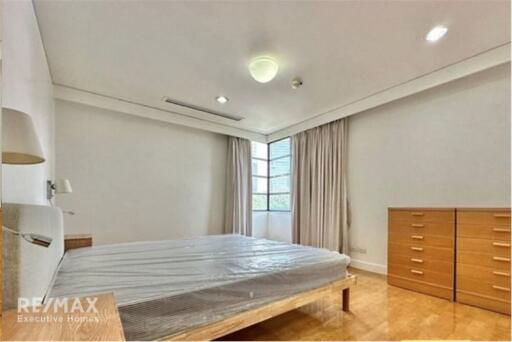 Spaious 3 bedrooms Sathon Soi 1 FOR RENT