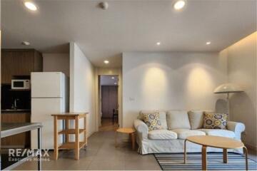 CAT-Friendly Modern 2-Bed, 2-Bath Low-Rise Apartment near Emporium & BTS Phrom Phong