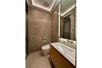 For Sale with Tenant 2-Bed, 3-Bath at Scope Langsuan, Bangkok