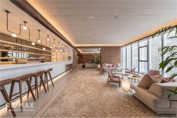 Luxury Living Redefined  Prime 2-Bed, 3-Bath at Scope Langsuan, Bangkok