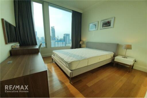 ให้เช่า 3 เตียง คอนโด ใน รอยซ์ ไพรเวท เรสซิเดนซ์ (Royce Private Residences)