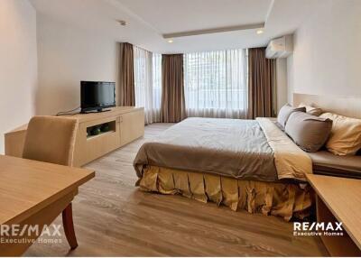 Pet-Friendly 2-Bedroom Apartment  Prime Sukhumvit 31 Location near Shopping & Healthcare