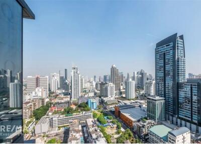 Luxury 2-Bed Condo  Unrivaled Views  Next to BTS Nana  Q1 Sukhumvit